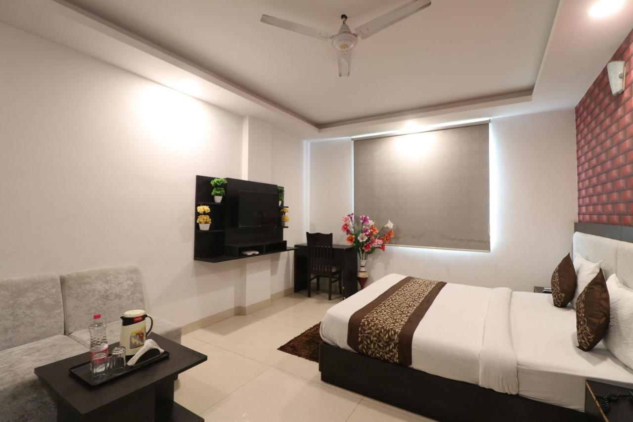 Hotel Olive Zone Near Delhi Airport New Delhi Bagian luar foto