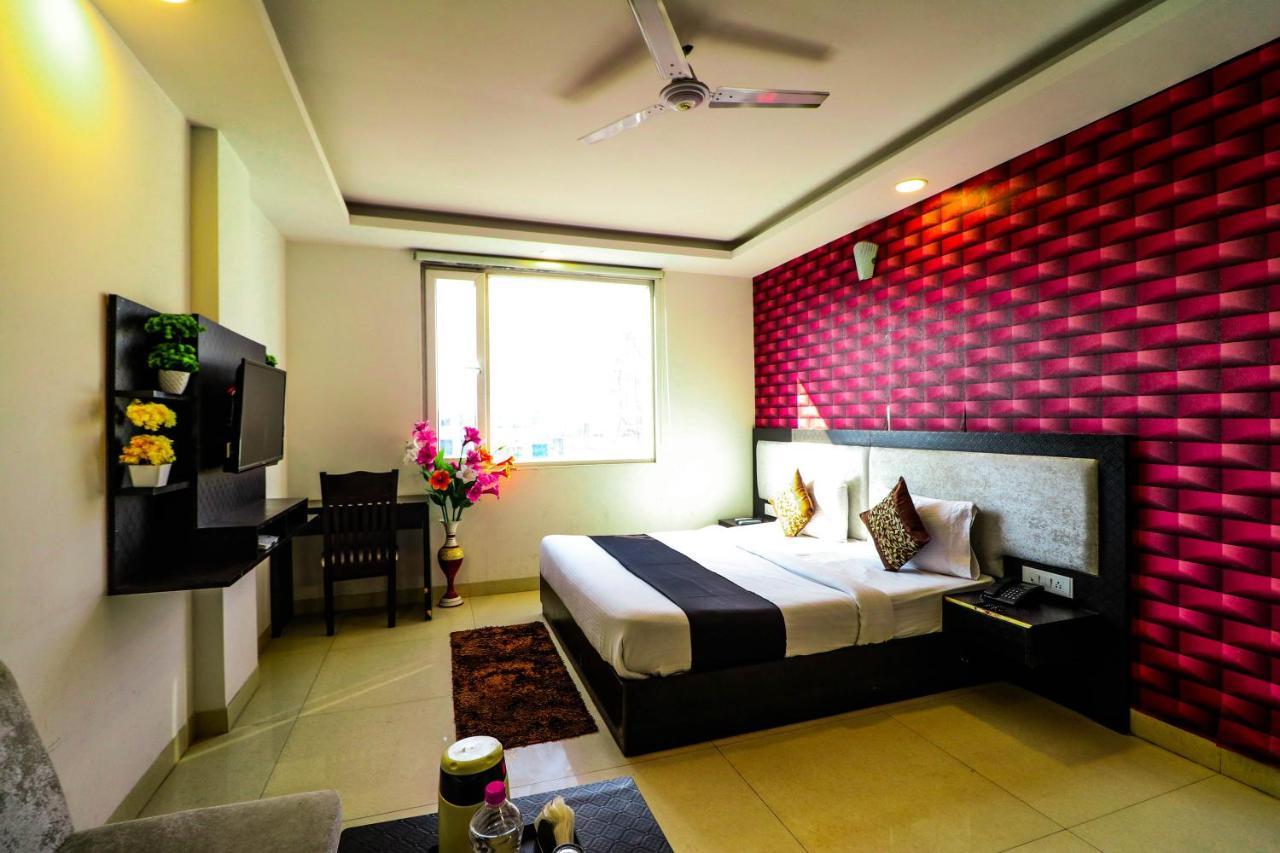Hotel Olive Zone Near Delhi Airport New Delhi Bagian luar foto