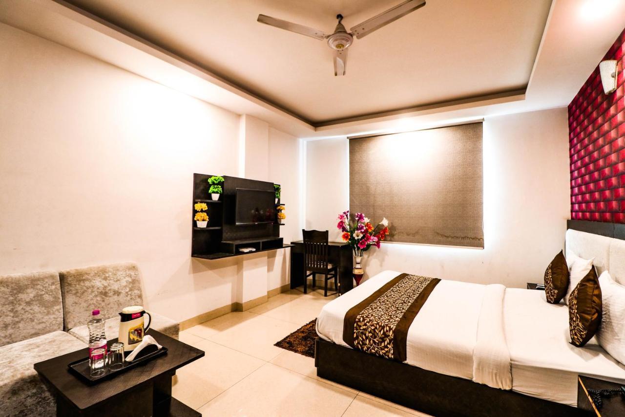 Hotel Olive Zone Near Delhi Airport New Delhi Bagian luar foto