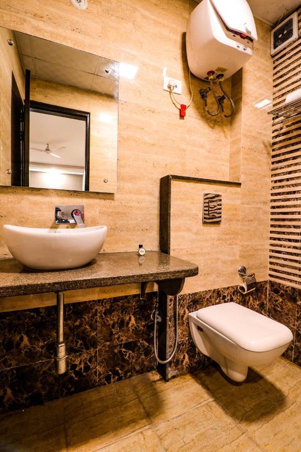 Hotel Olive Zone Near Delhi Airport New Delhi Bagian luar foto