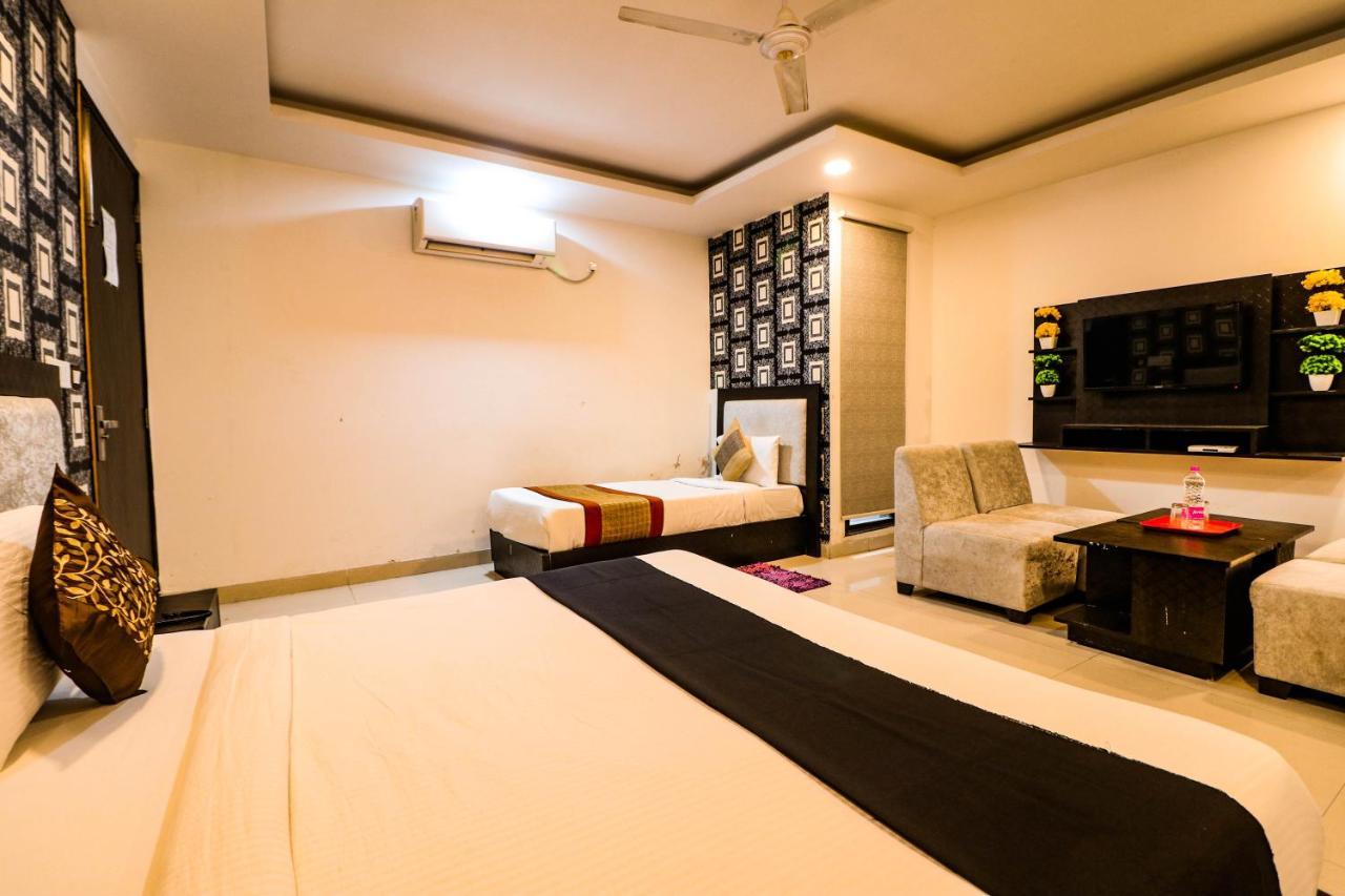 Hotel Olive Zone Near Delhi Airport New Delhi Bagian luar foto