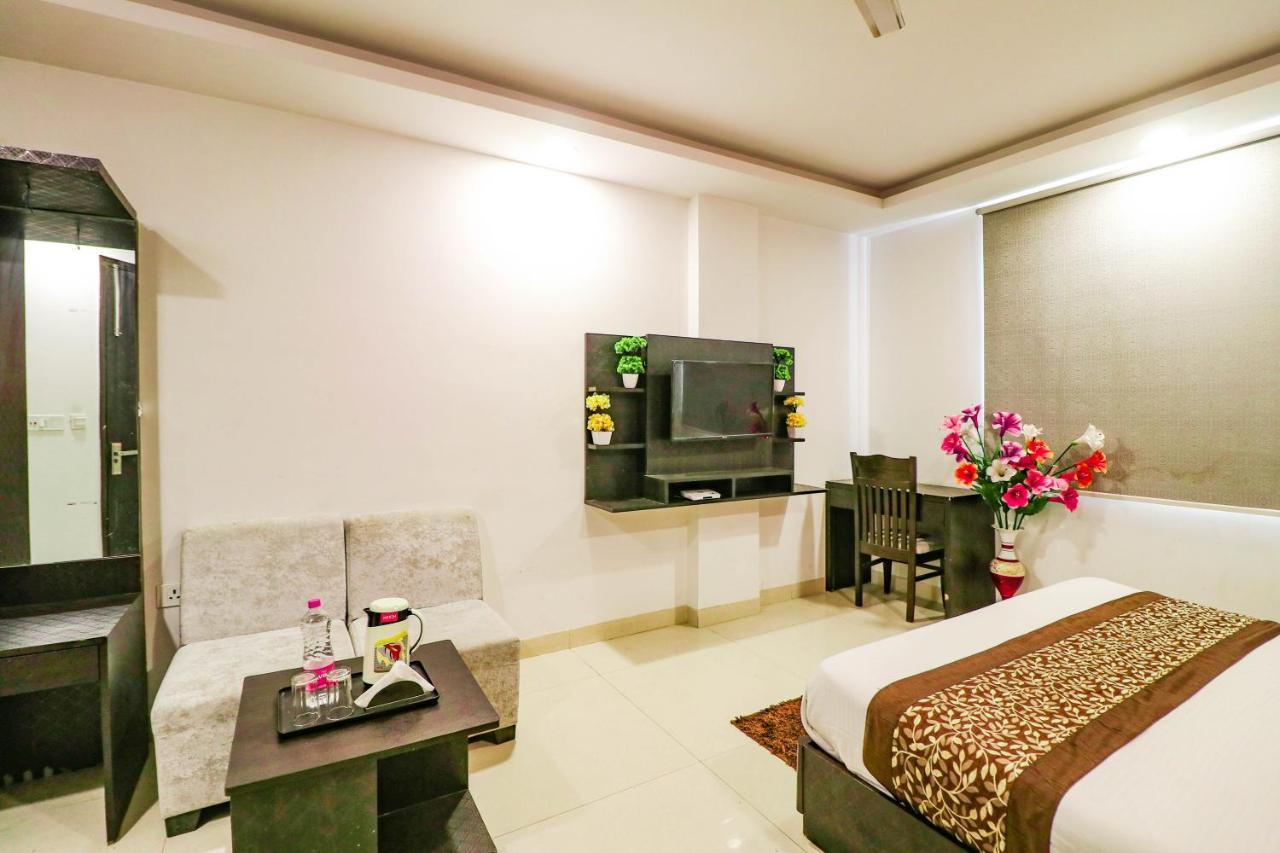 Hotel Olive Zone Near Delhi Airport New Delhi Bagian luar foto