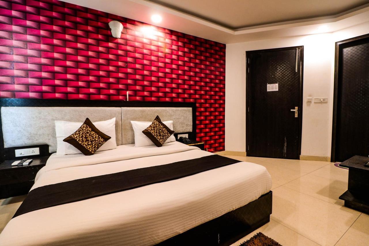 Hotel Olive Zone Near Delhi Airport New Delhi Bagian luar foto