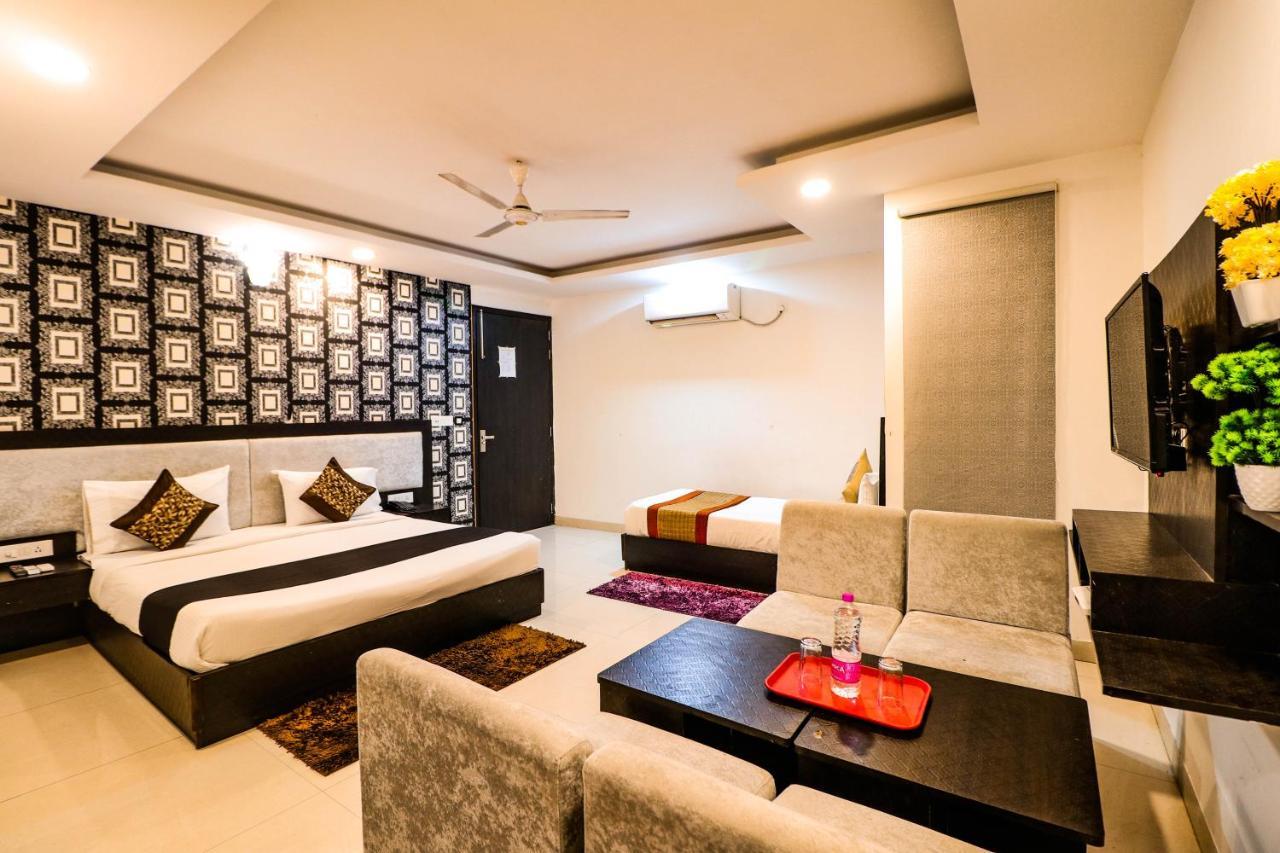 Hotel Olive Zone Near Delhi Airport New Delhi Bagian luar foto