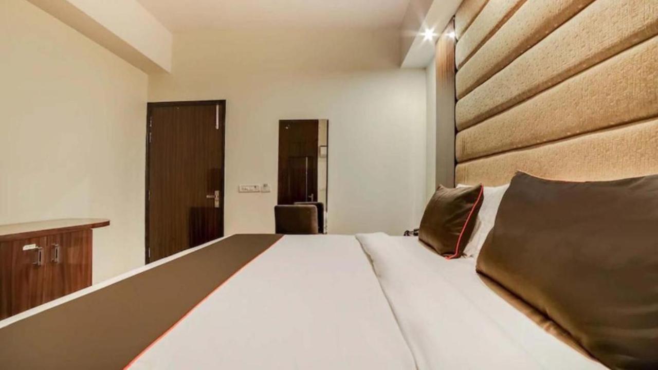 Hotel Olive Zone Near Delhi Airport New Delhi Bagian luar foto
